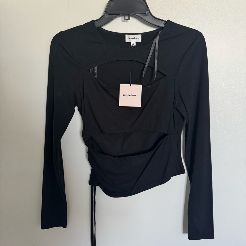 NWT superdown cut out long sleeve top
